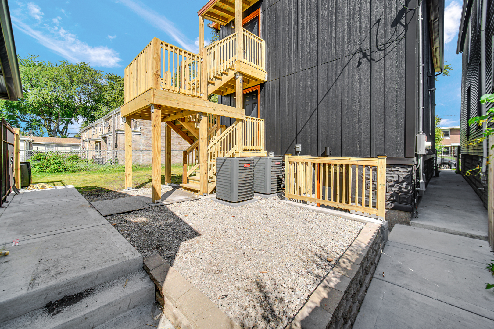 243 W Swann Street