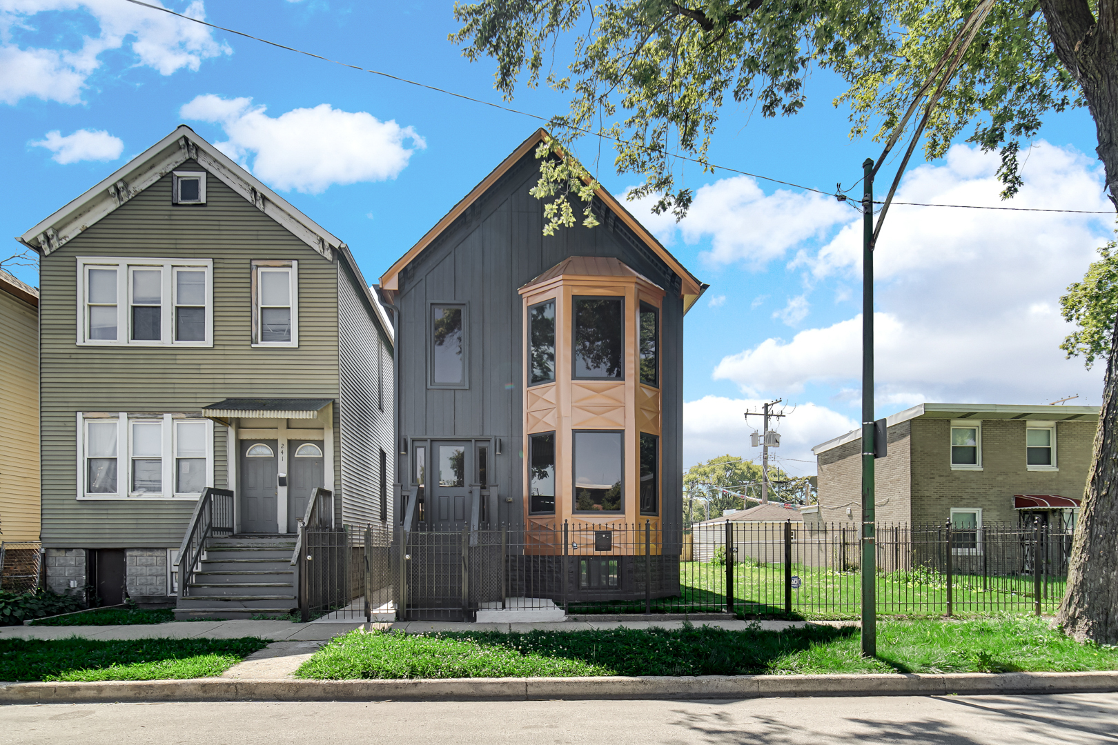 243 W Swann Street