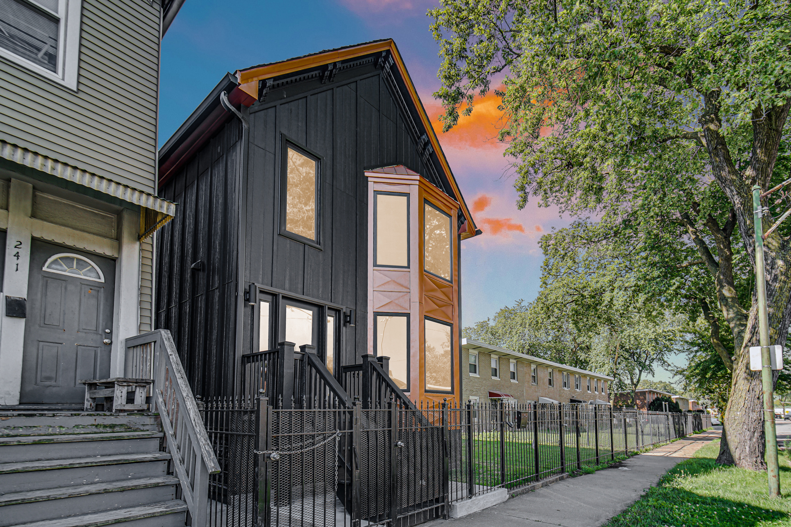 243 W Swann Street
