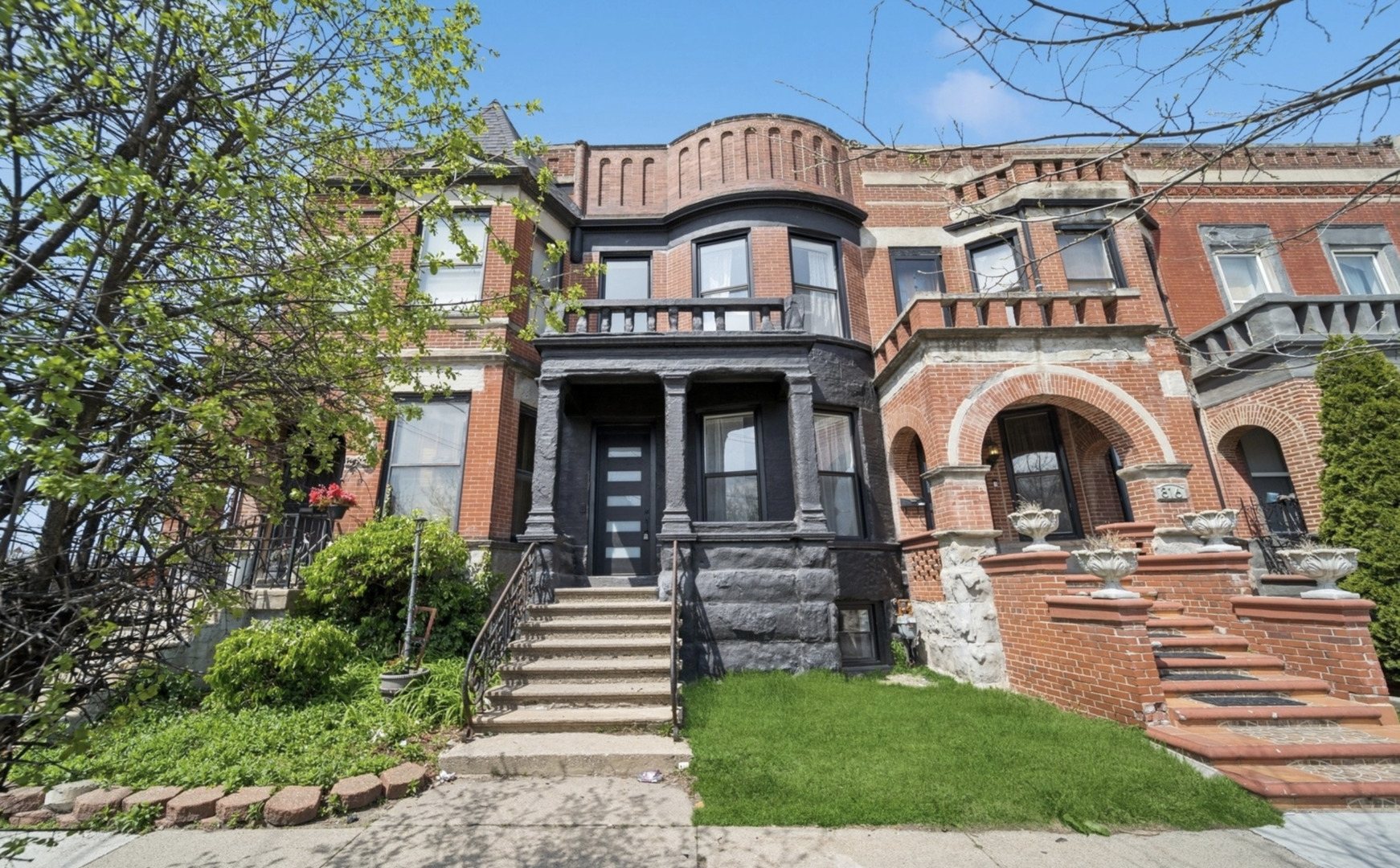 814 E 48th Street