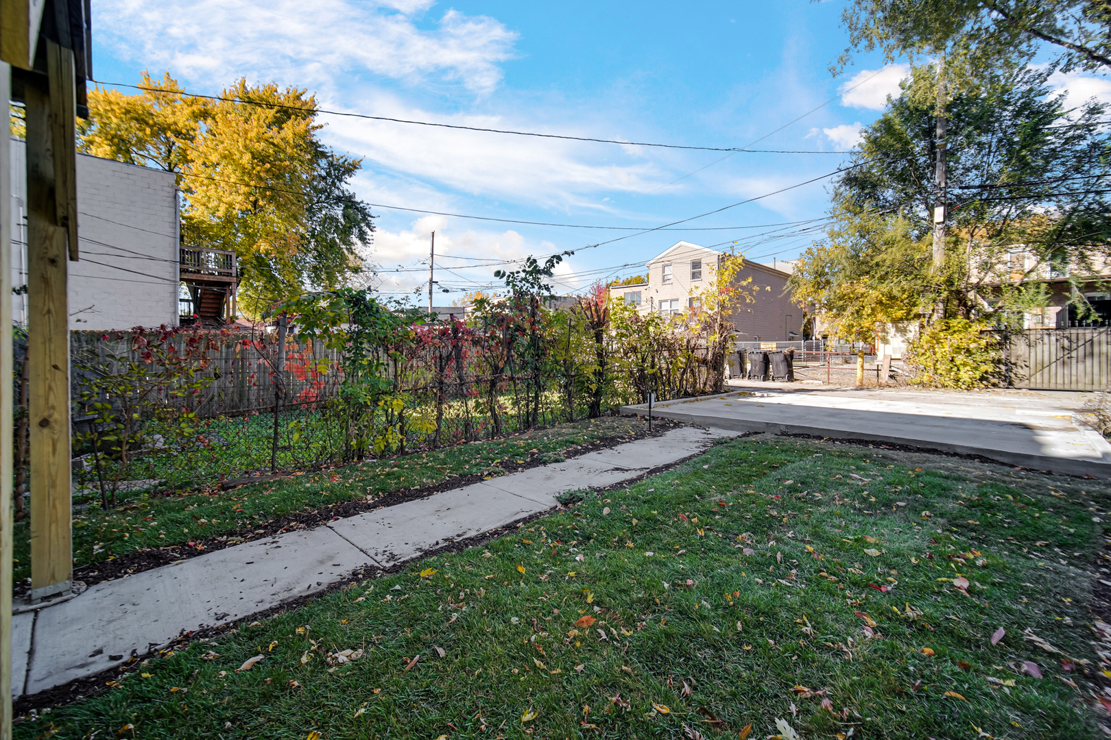2916 W Adams St