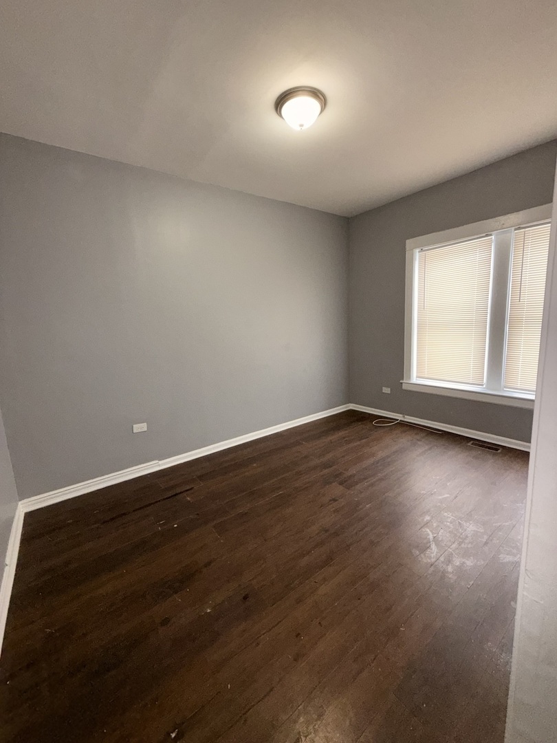 6444 S Eberhart Avenue