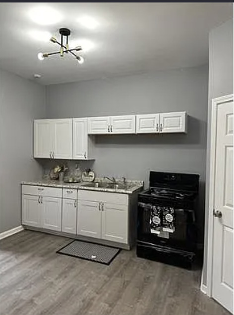 6444 S Eberhart Avenue