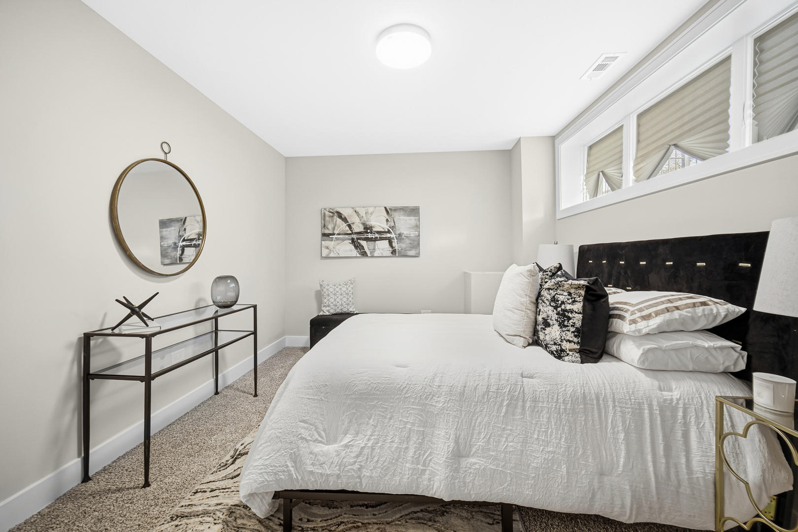 5032 S Michigan Avenue