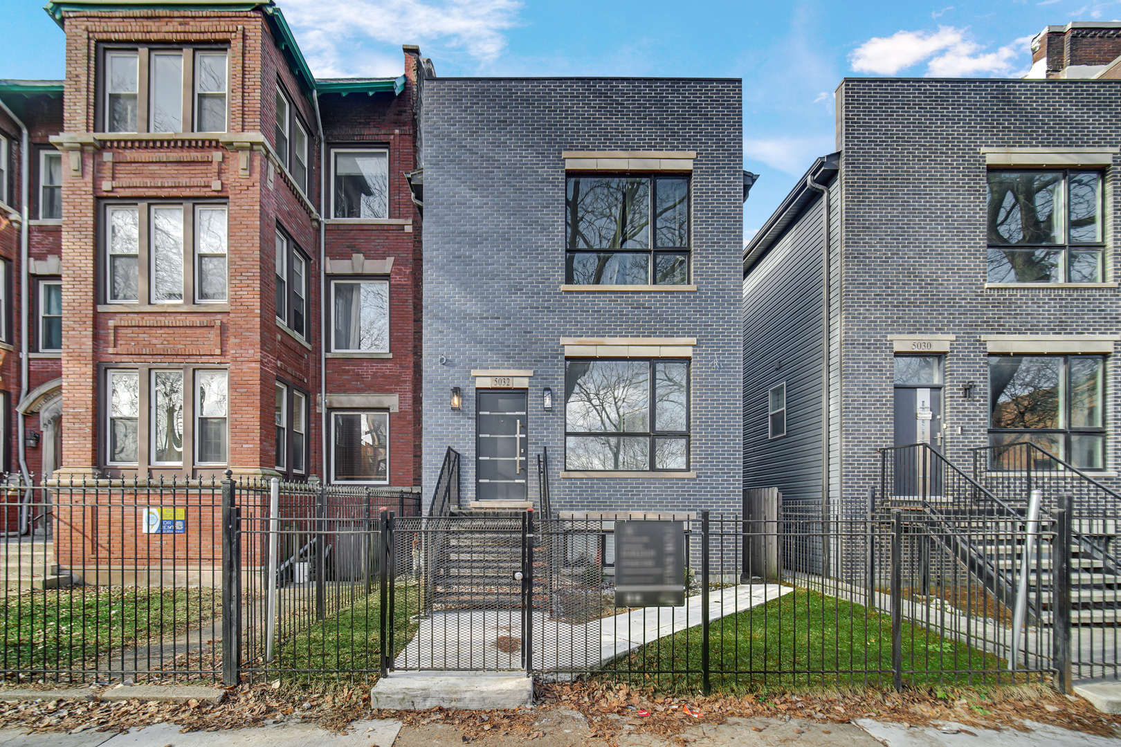 5032 S Michigan Avenue