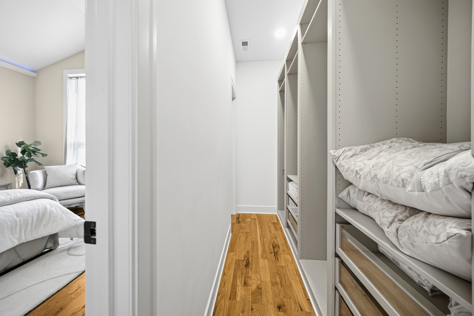 5032 S Michigan Avenue