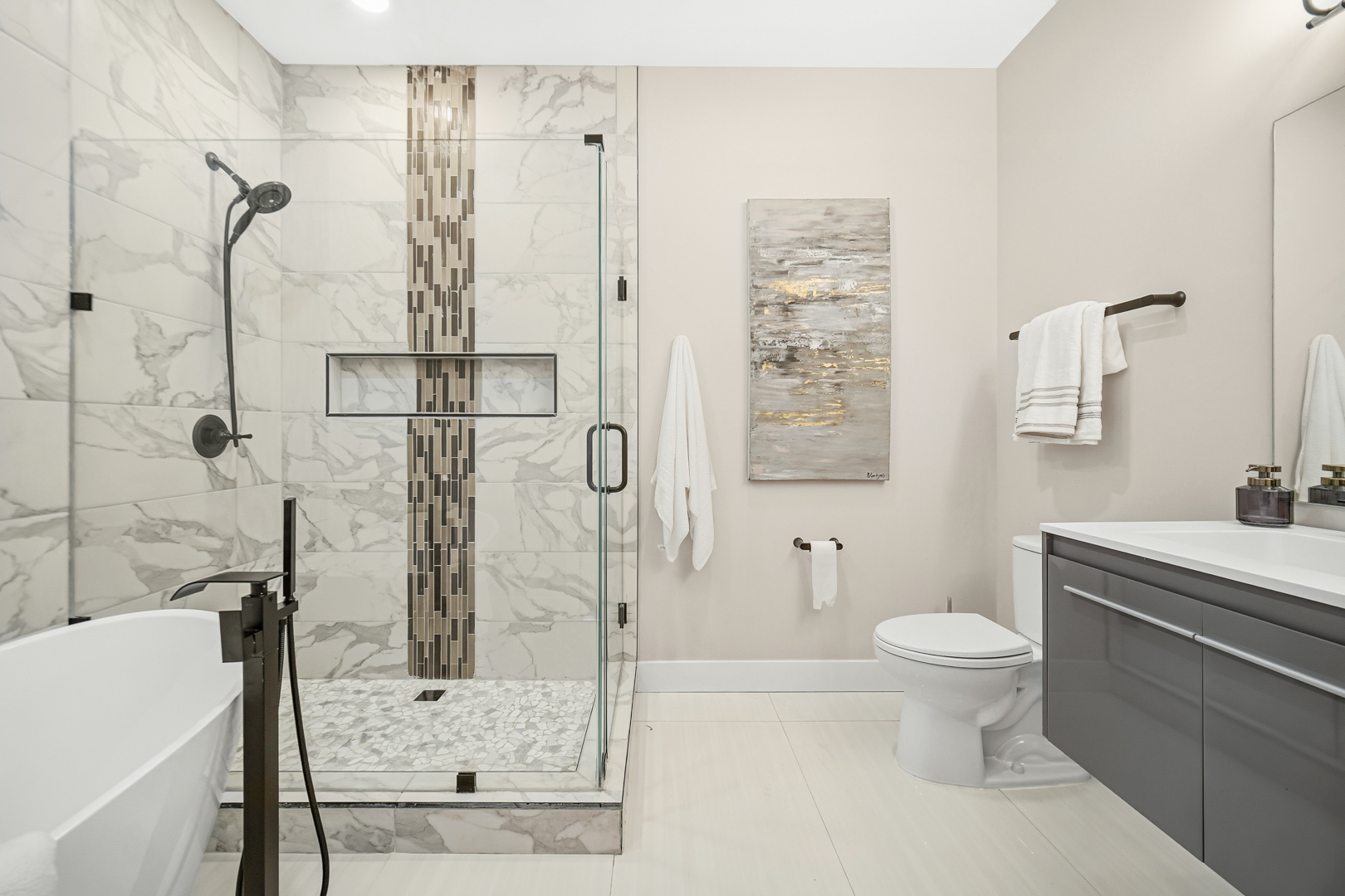 5032 S Michigan Avenue