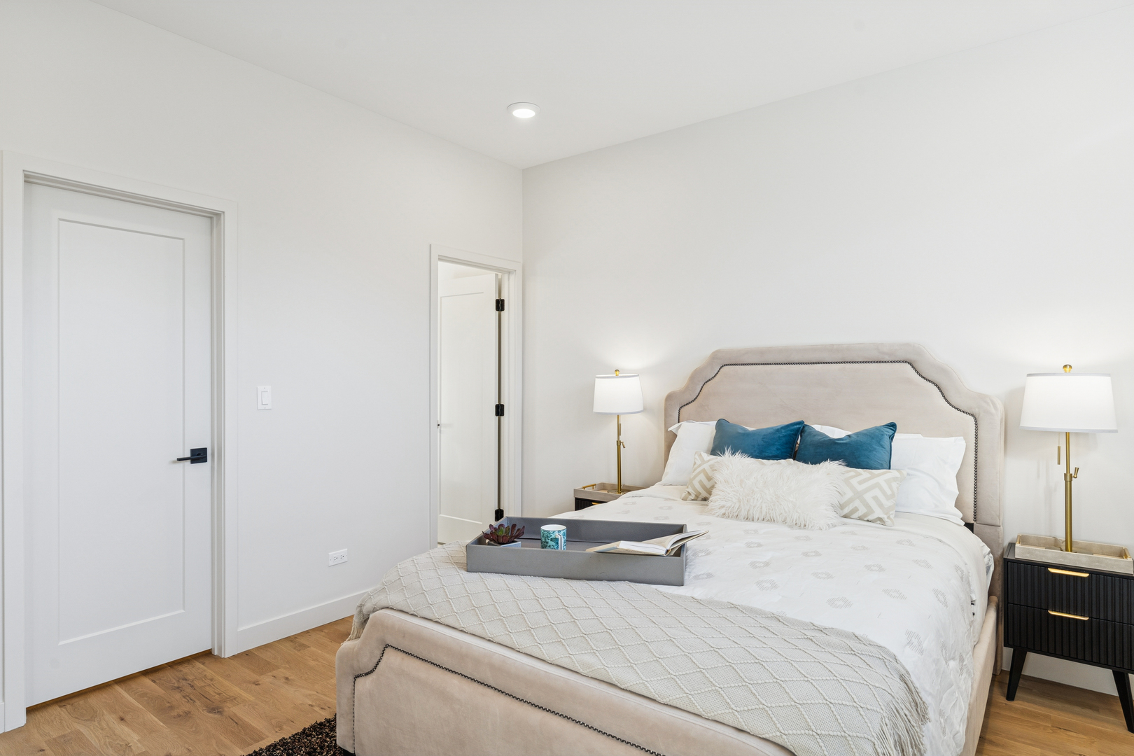 4208 S Calumet Avenue Unit: 101