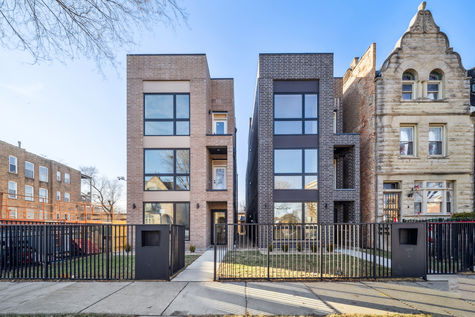 4208 S Calumet Avenue Unit: 101