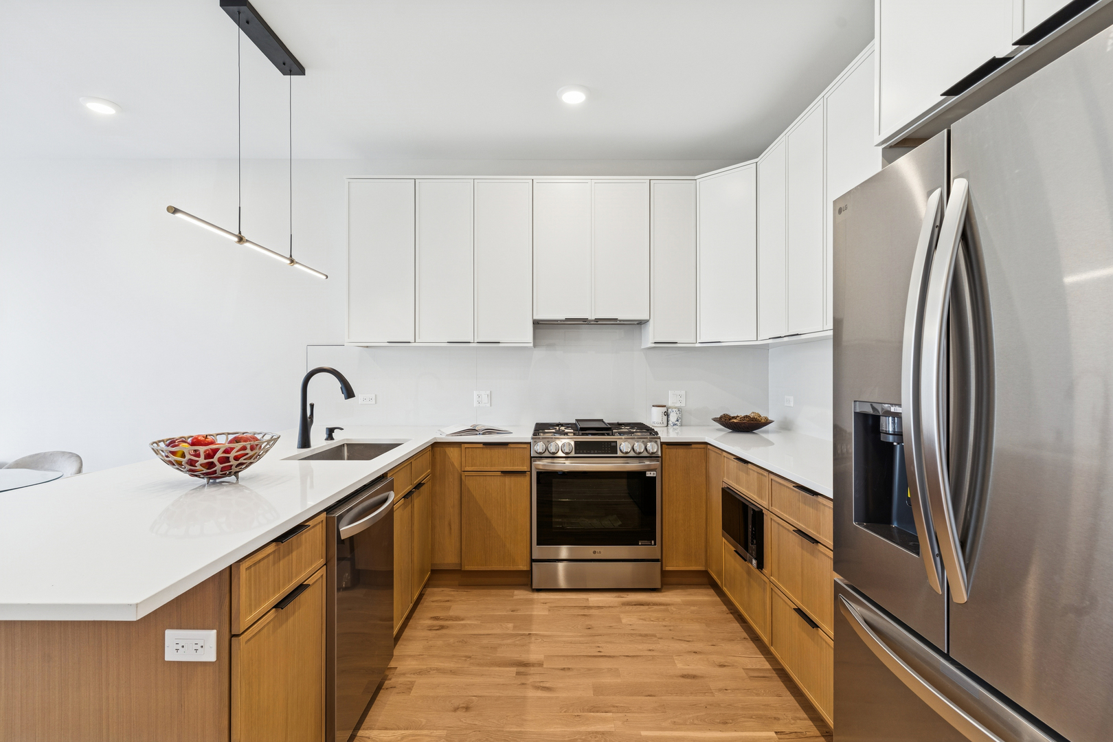 4208 S Calumet Avenue Unit: 101