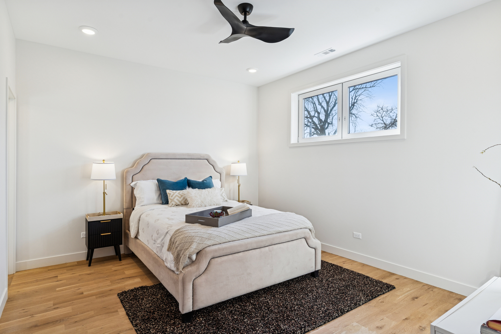 4208 S Calumet Avenue Unit: 101
