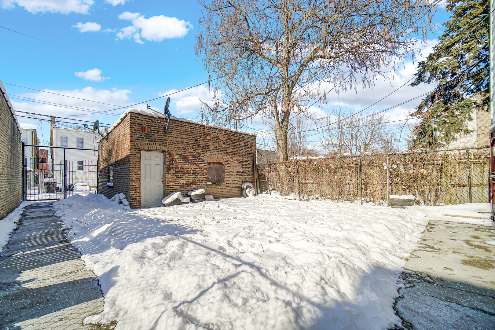 5540 S Honore Street