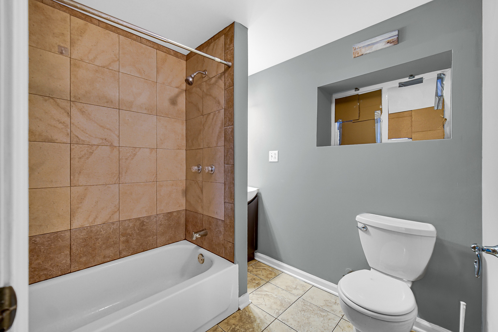 5540 S Honore Street