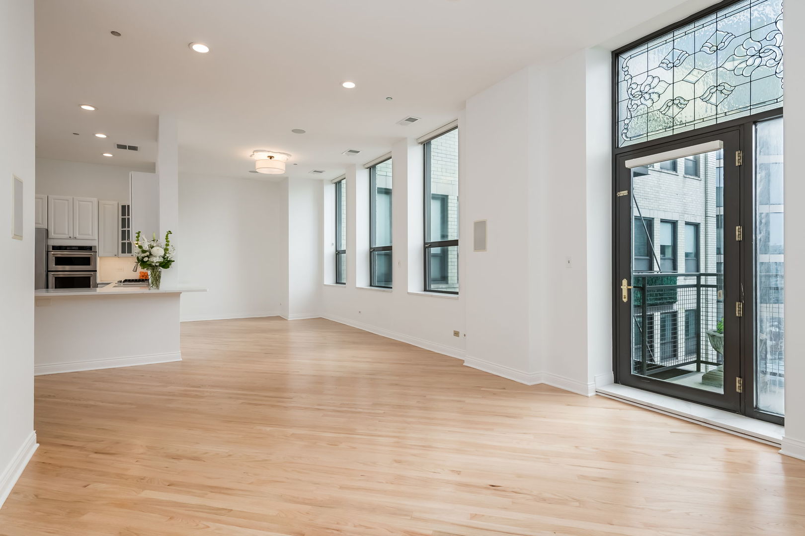 910 S Michigan Avenue Unit: 1908