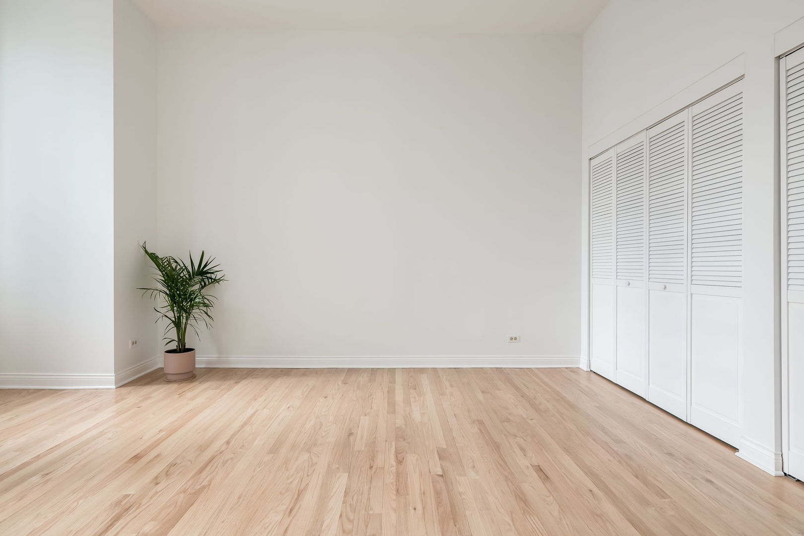 910 S Michigan Avenue Unit: 1908