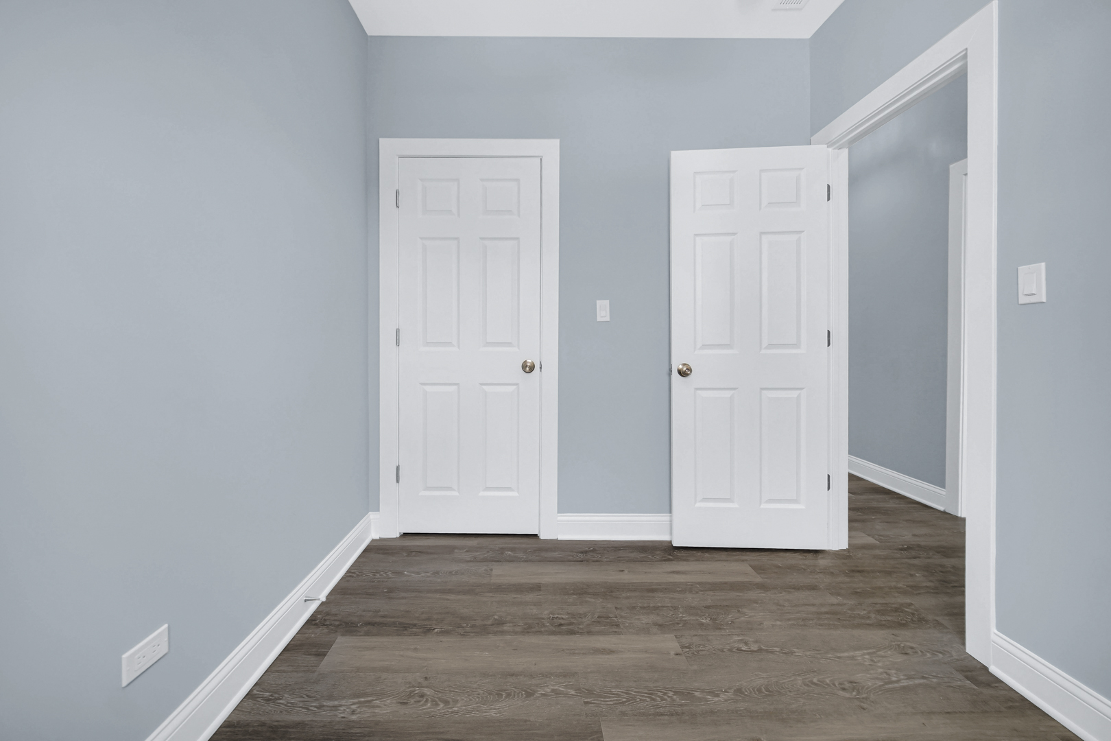 7346 S Peoria Street