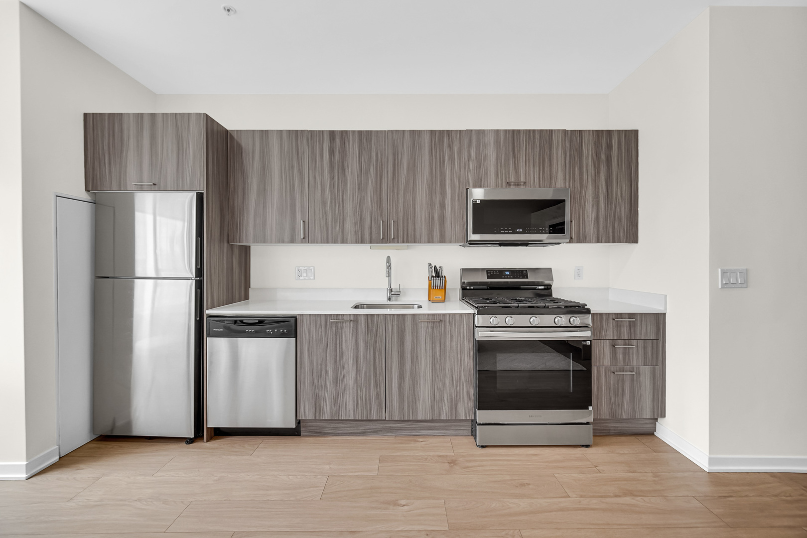 1345 S Wabash Avenue Unit: 901