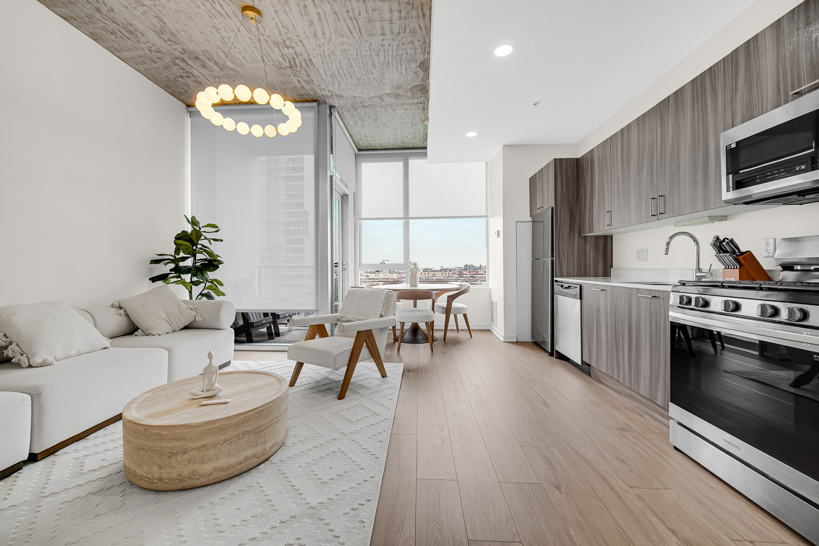 1345 S Wabash Avenue Unit: 901