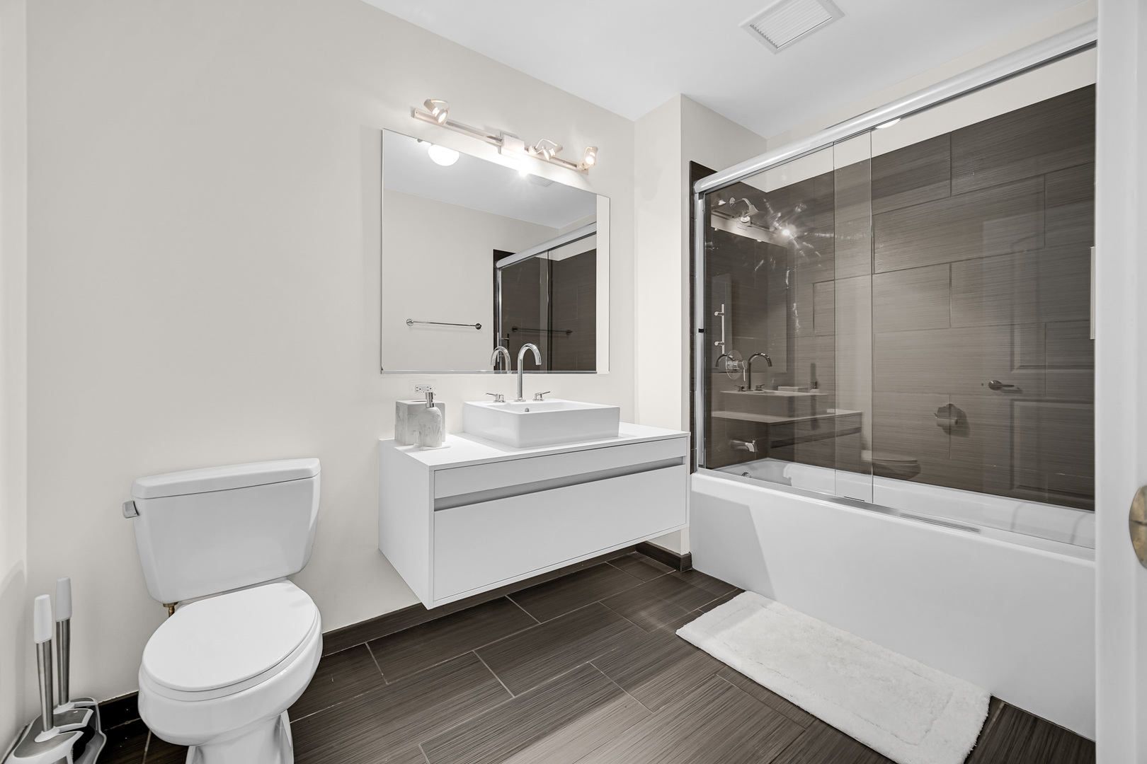 1345 S Wabash Avenue Unit: 901