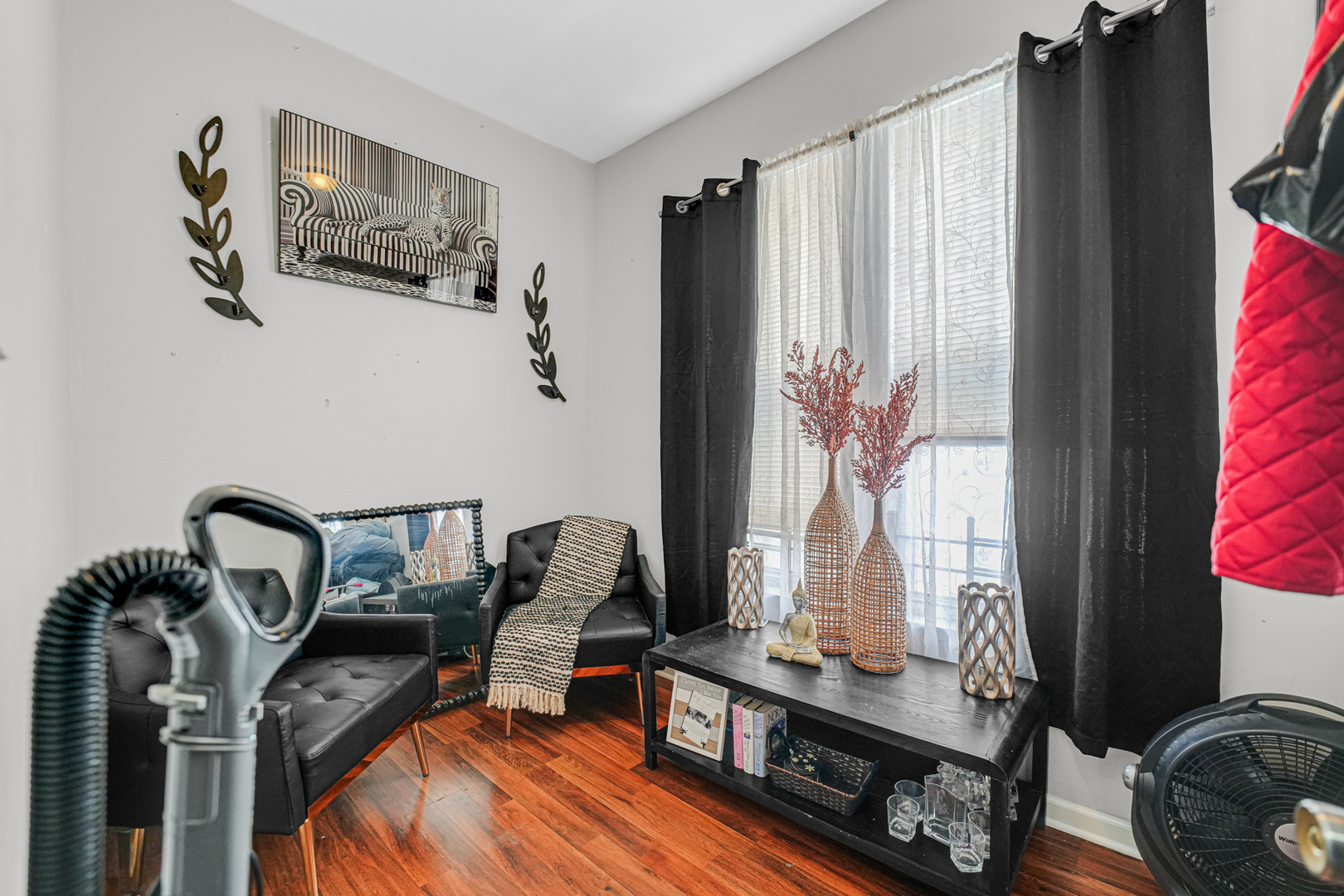 7222 S Rhodes Avenue