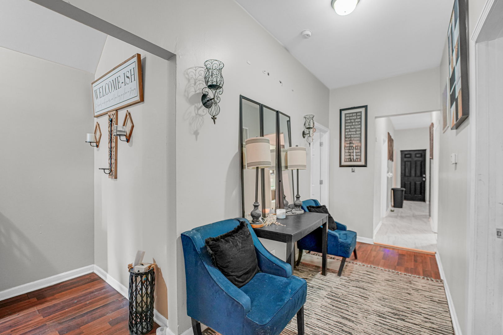 7222 S Rhodes Avenue