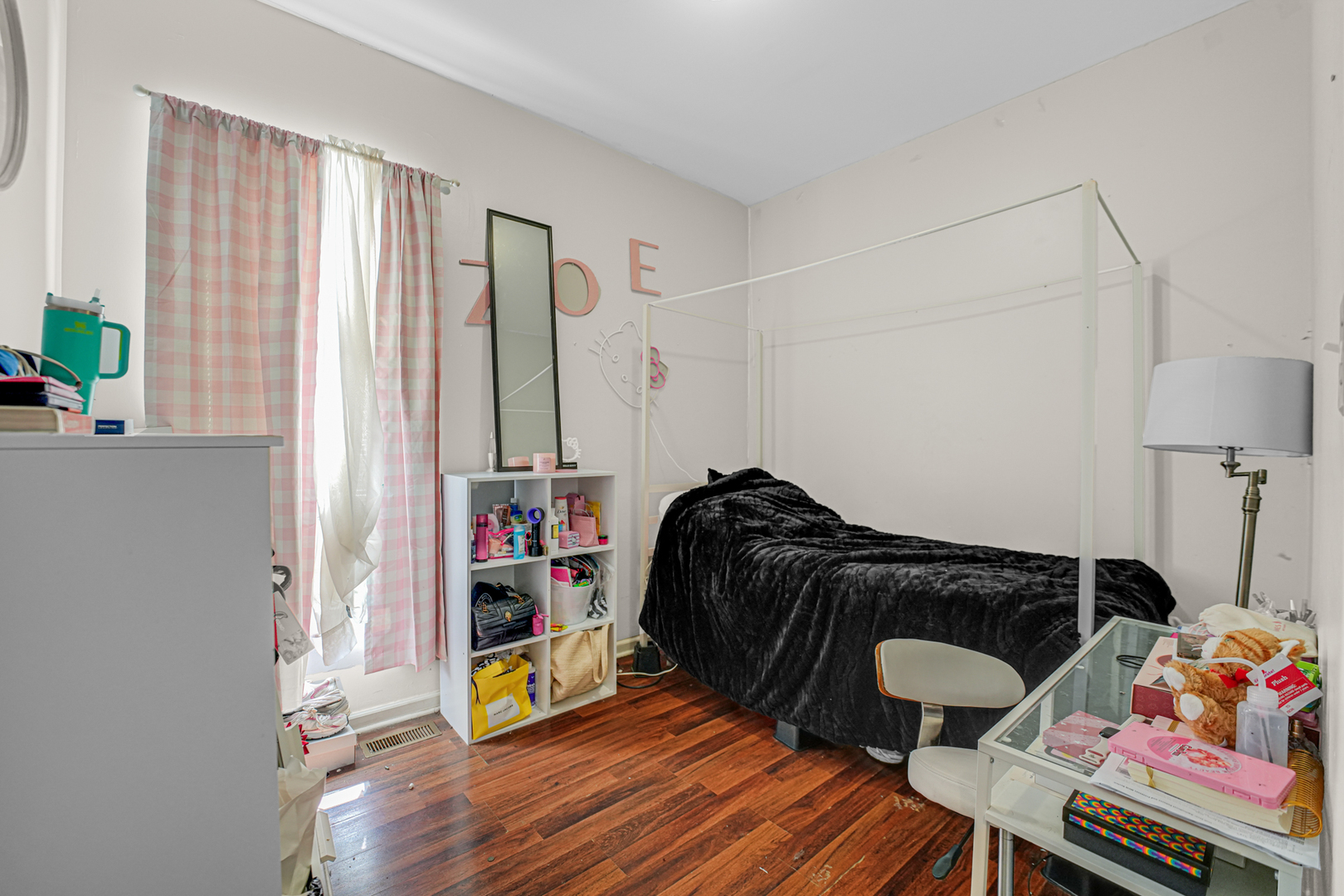 7222 S Rhodes Avenue