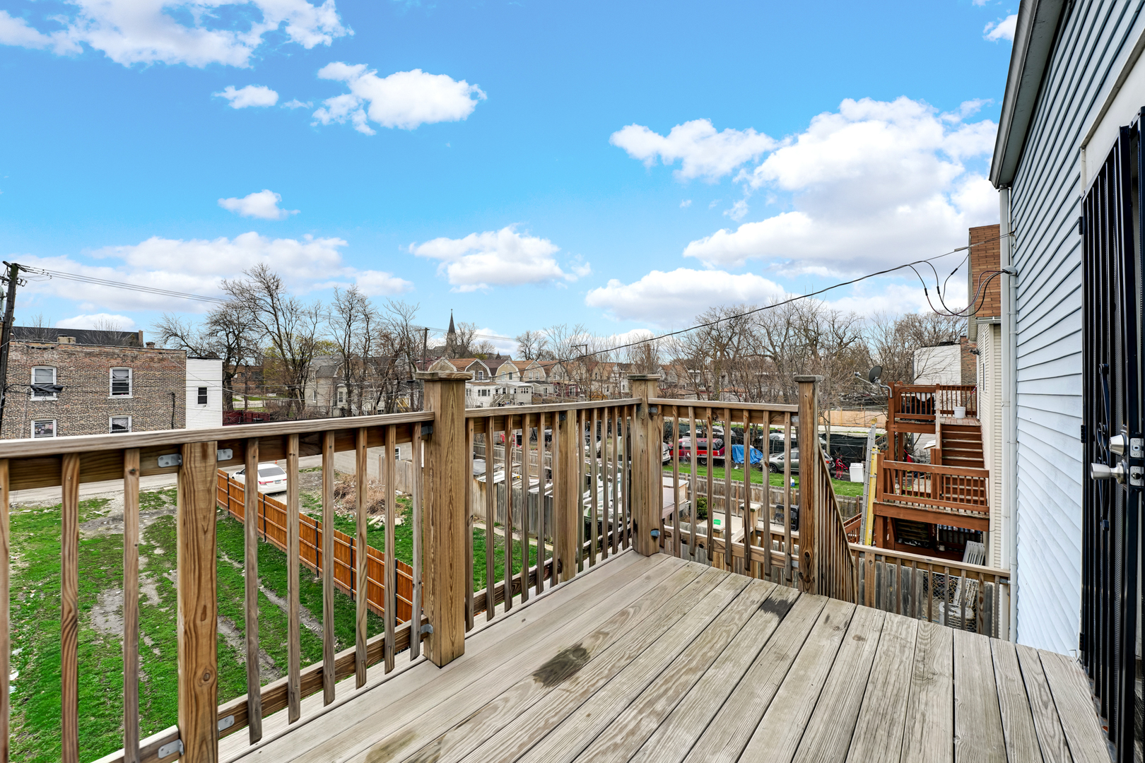 4203 W MAYPOLE Avenue