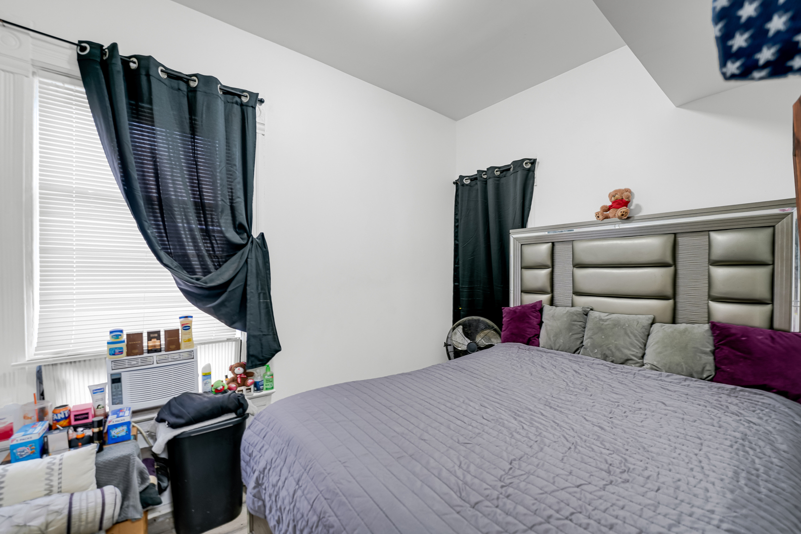 4203 W MAYPOLE Avenue