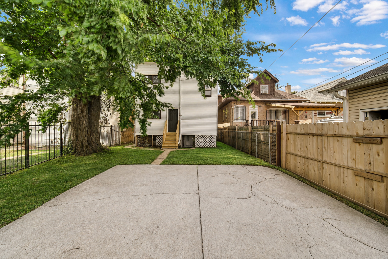 5228 W Quincy Street W