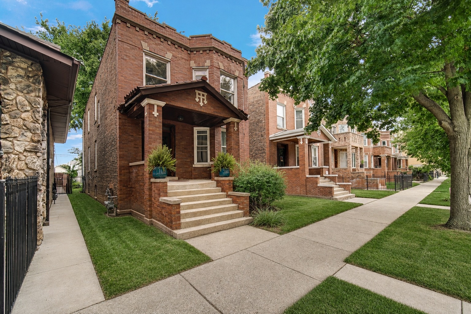 5228 W Quincy Street W