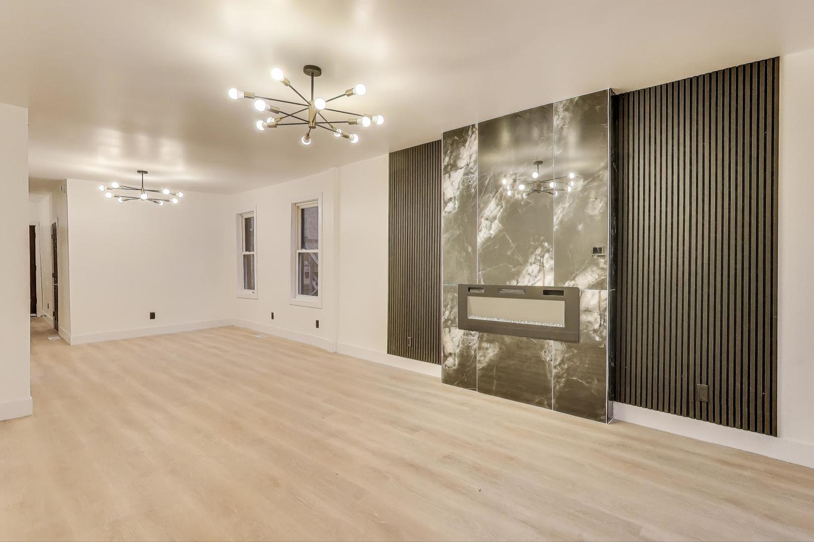 1117 W 57th Street