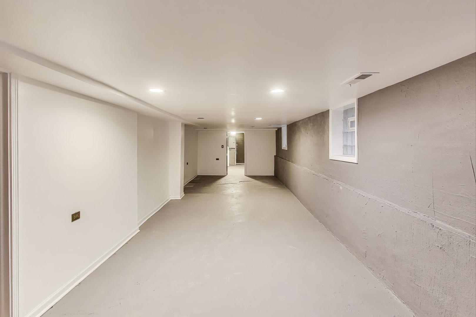 1117 W 57th Street