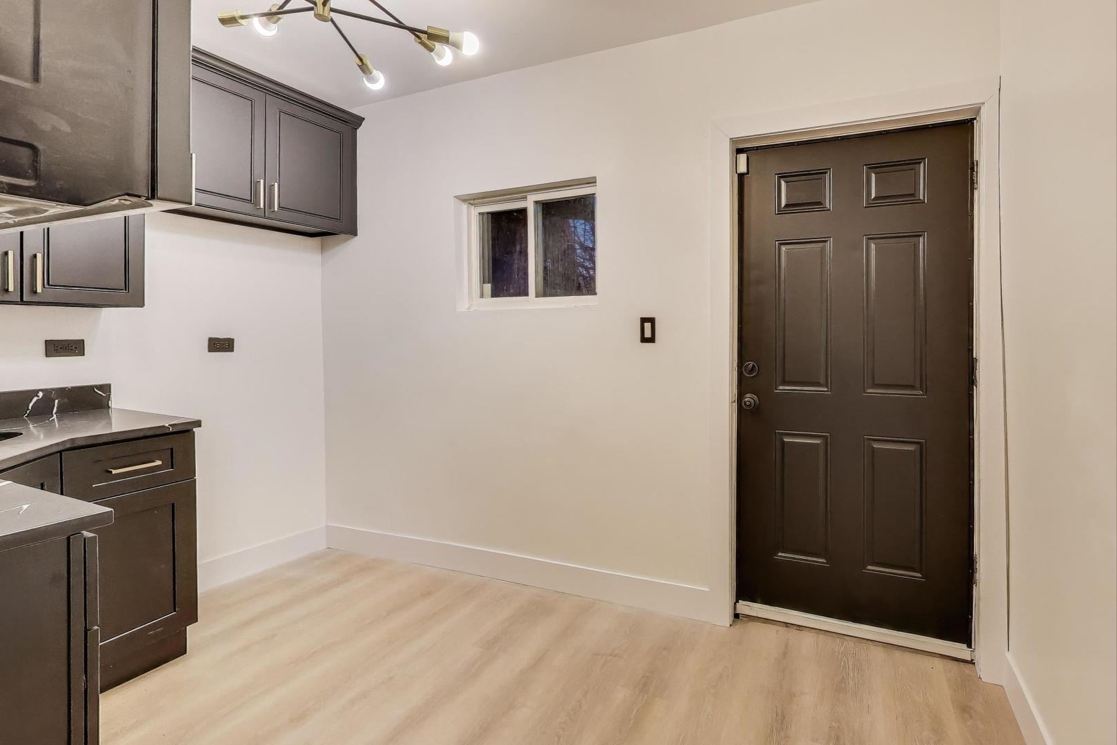 1117 W 57th Street