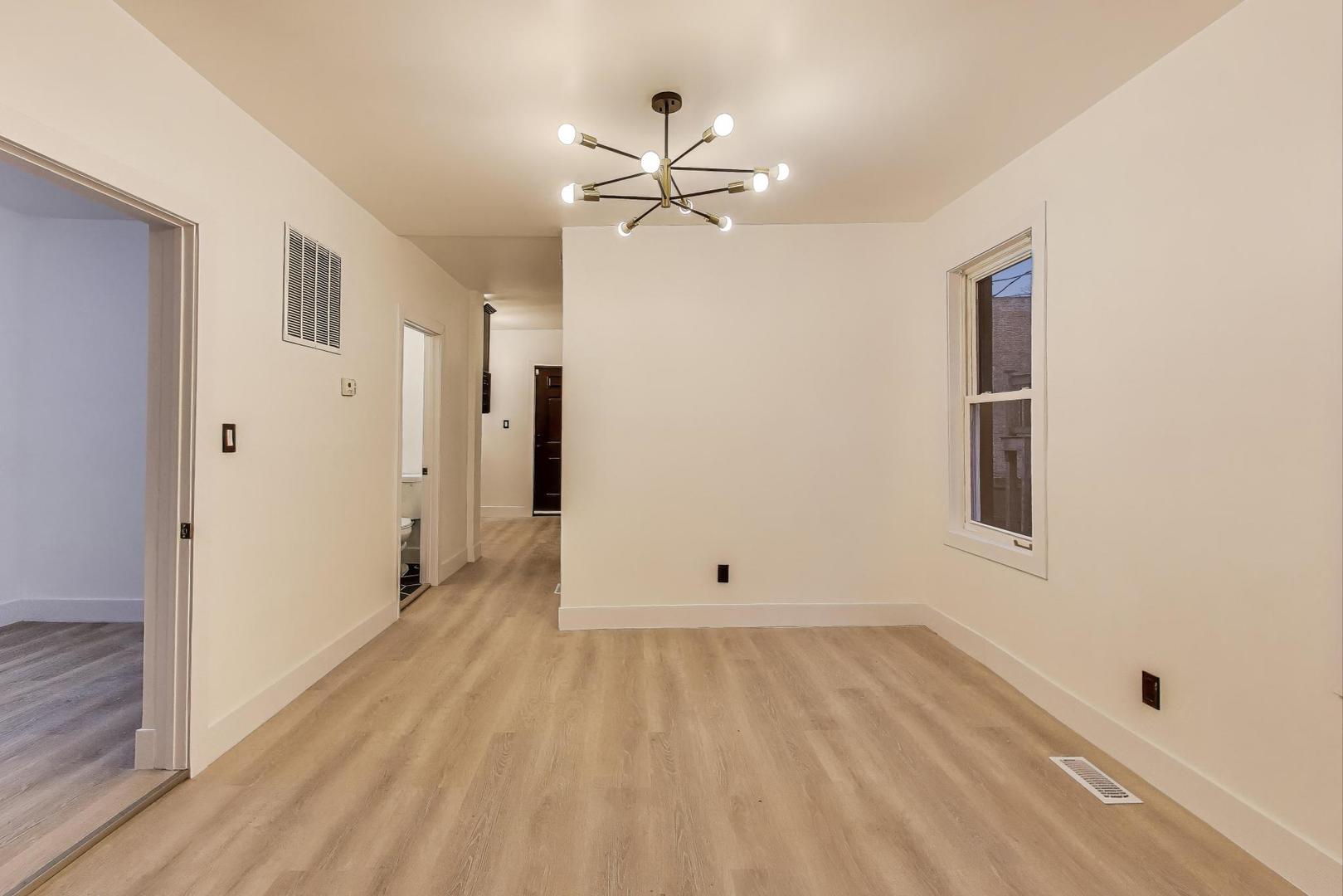 1117 W 57th Street