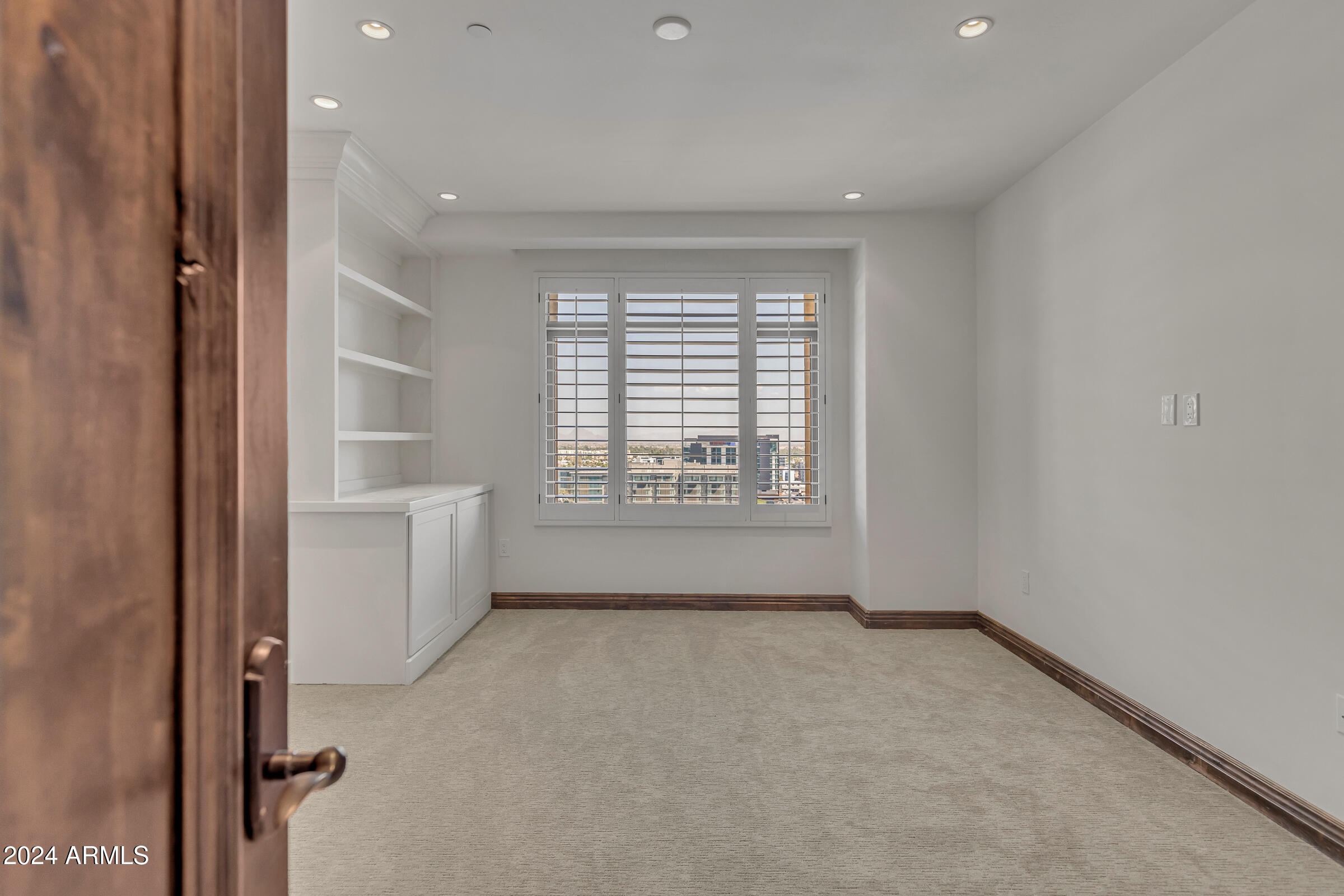 7175 E CAMELBACK Road, 1201