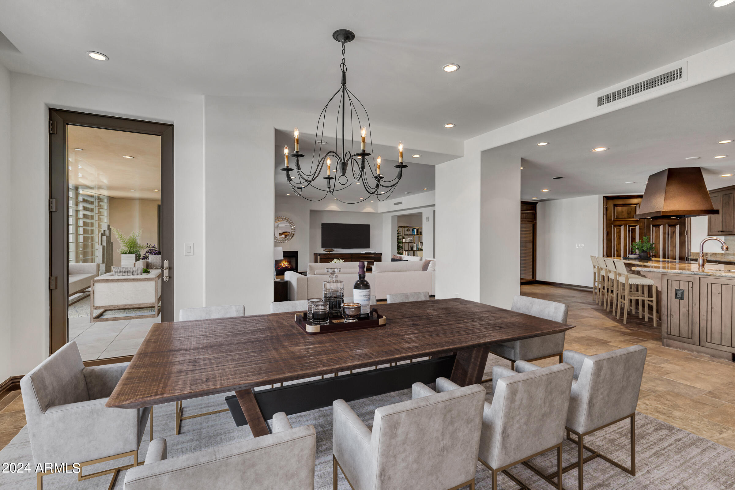 7175 E CAMELBACK Road, 1201