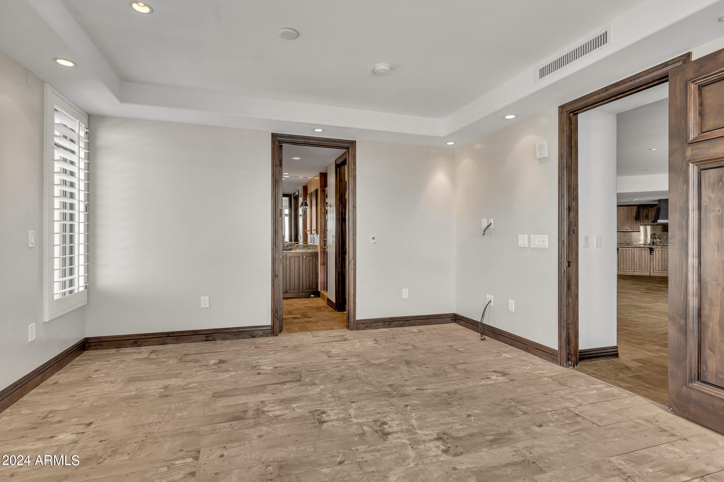 7175 E CAMELBACK Road, 1201