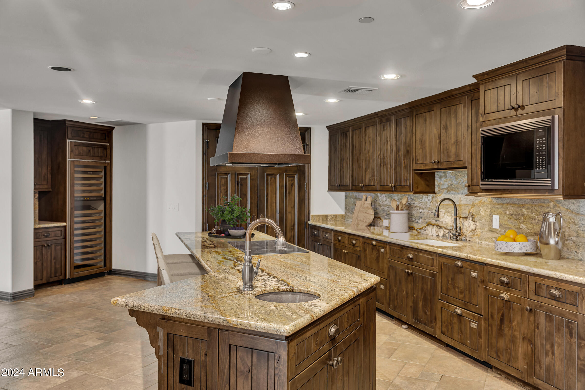7175 E CAMELBACK Road, 1201