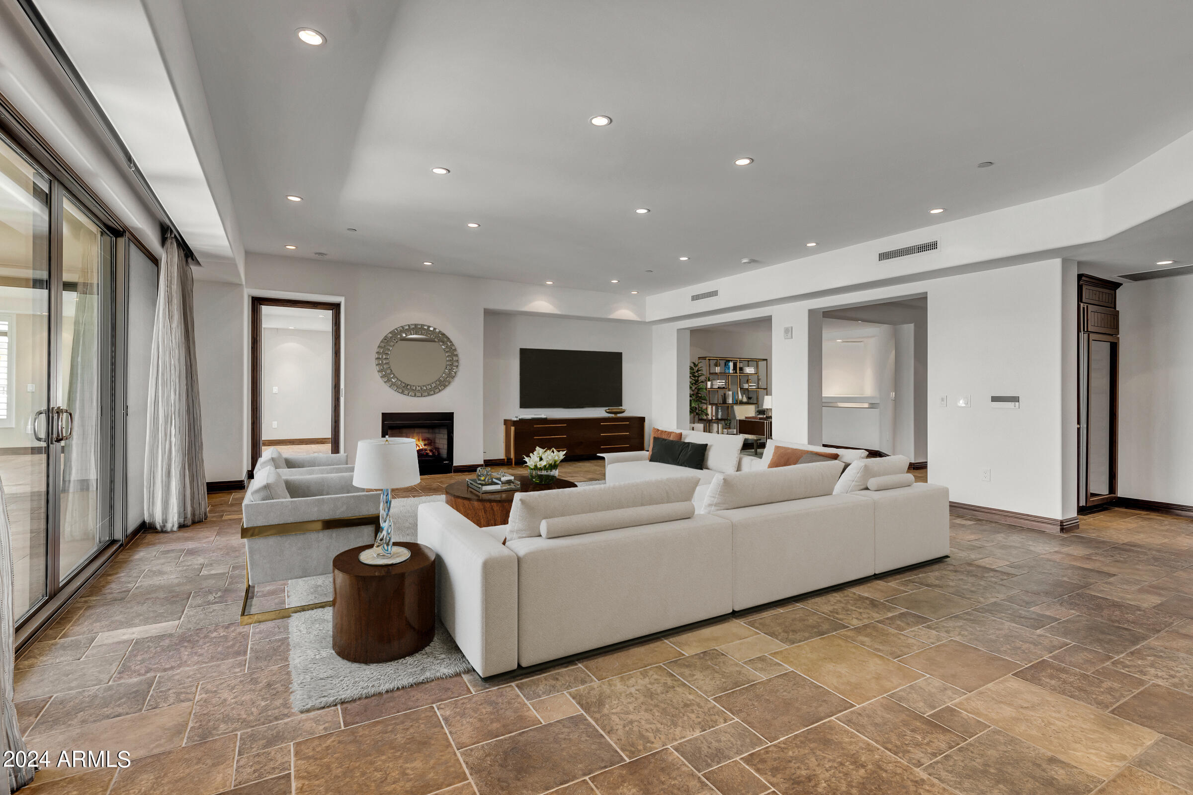 7175 E CAMELBACK Road, 1201