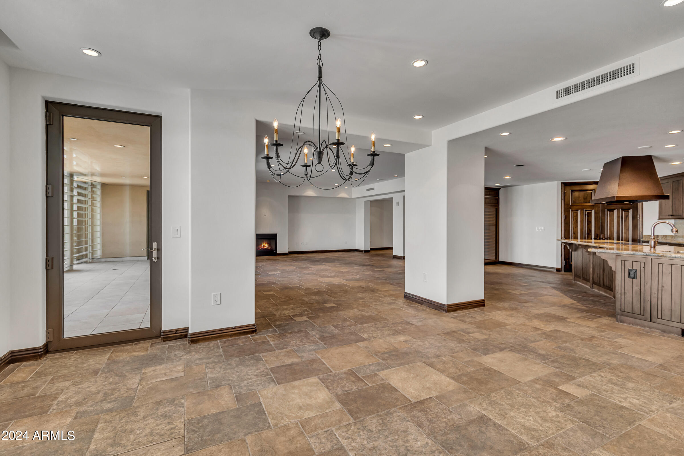 7175 E CAMELBACK Road, 1201