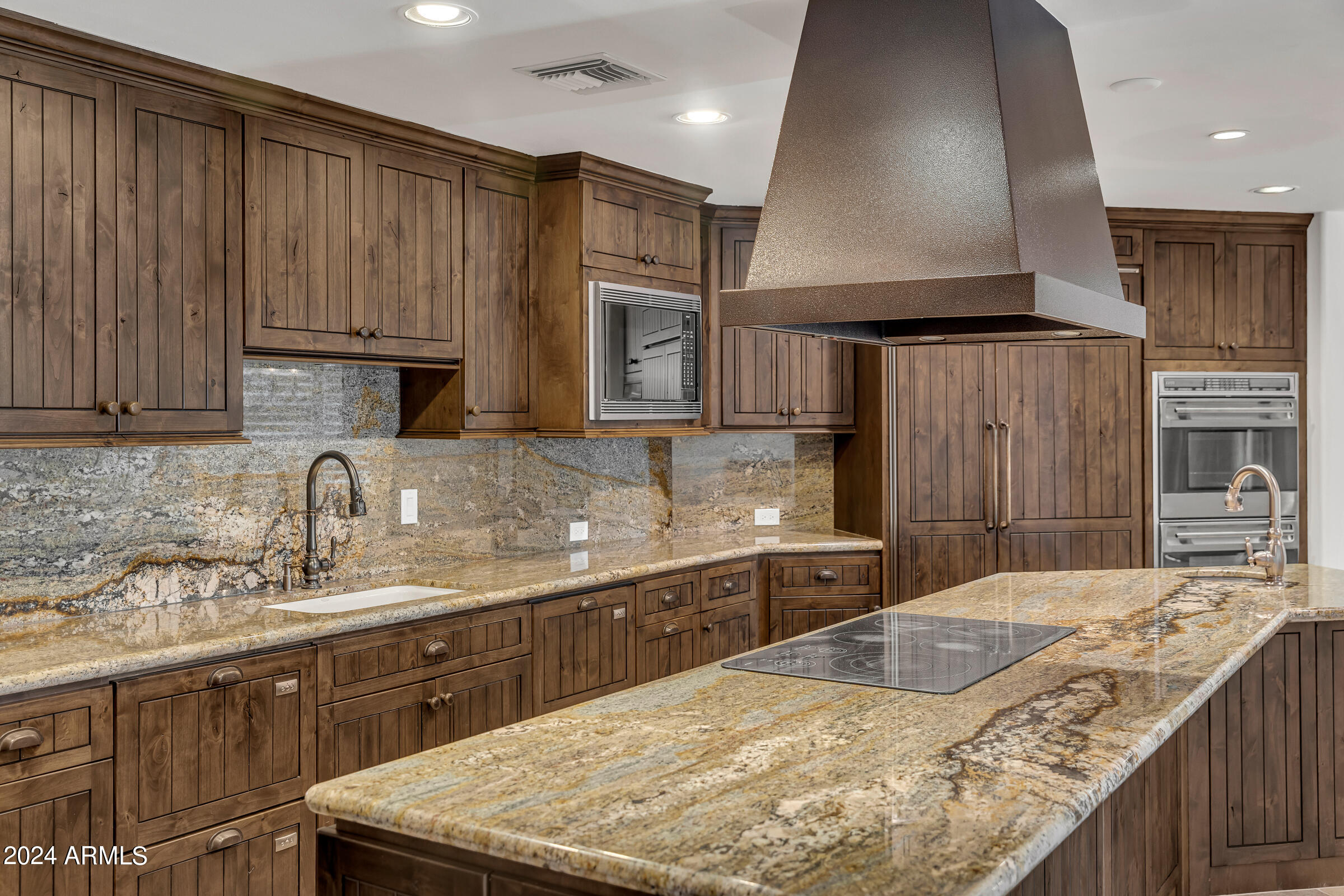 7175 E CAMELBACK Road, 1201