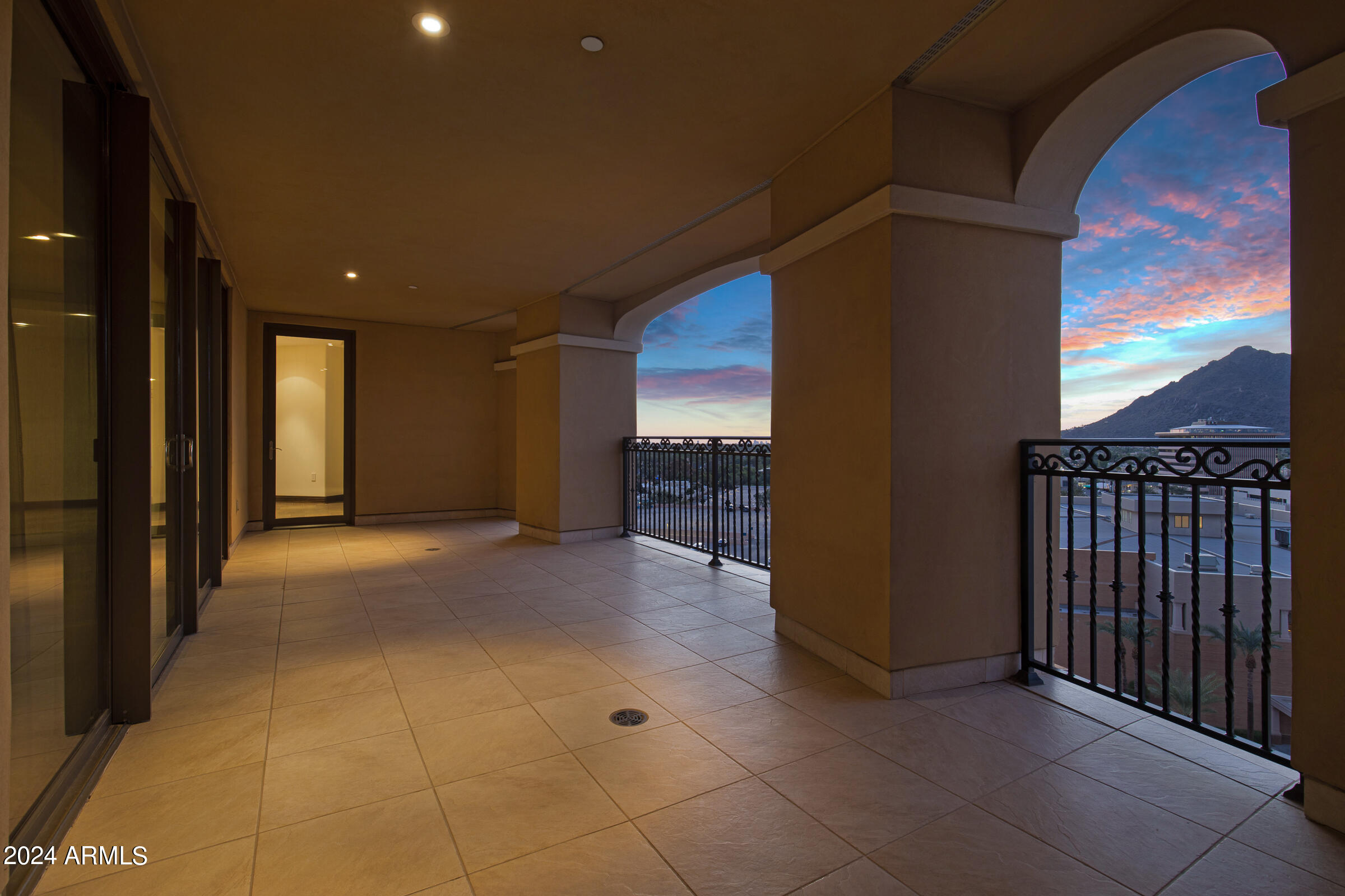 7175 E CAMELBACK Road, 1201