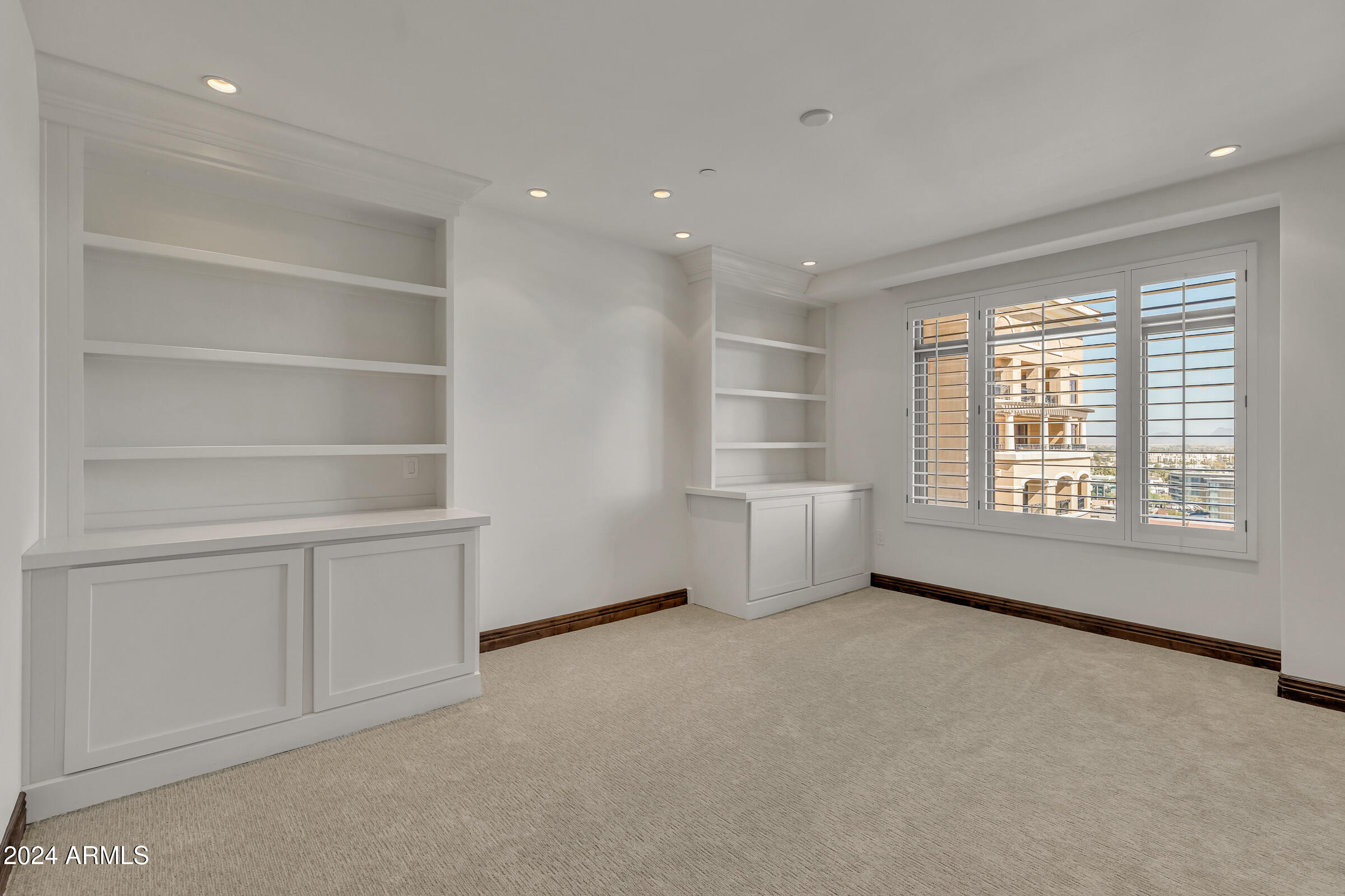 7175 E CAMELBACK Road, 1201
