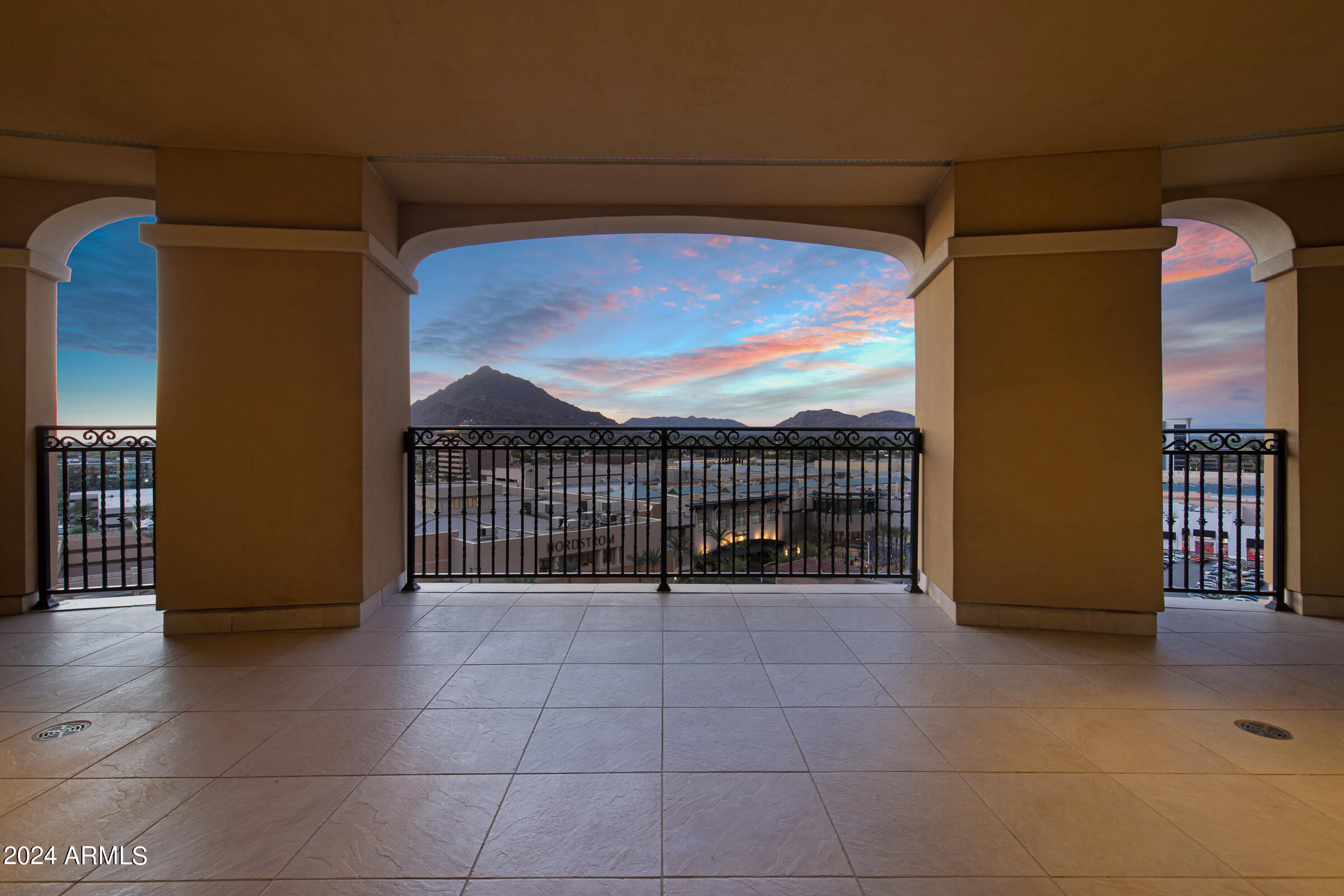 7175 E CAMELBACK Road, 1201
