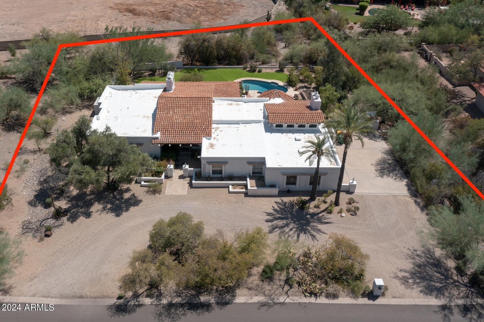 3511 E Rose Lane, 3