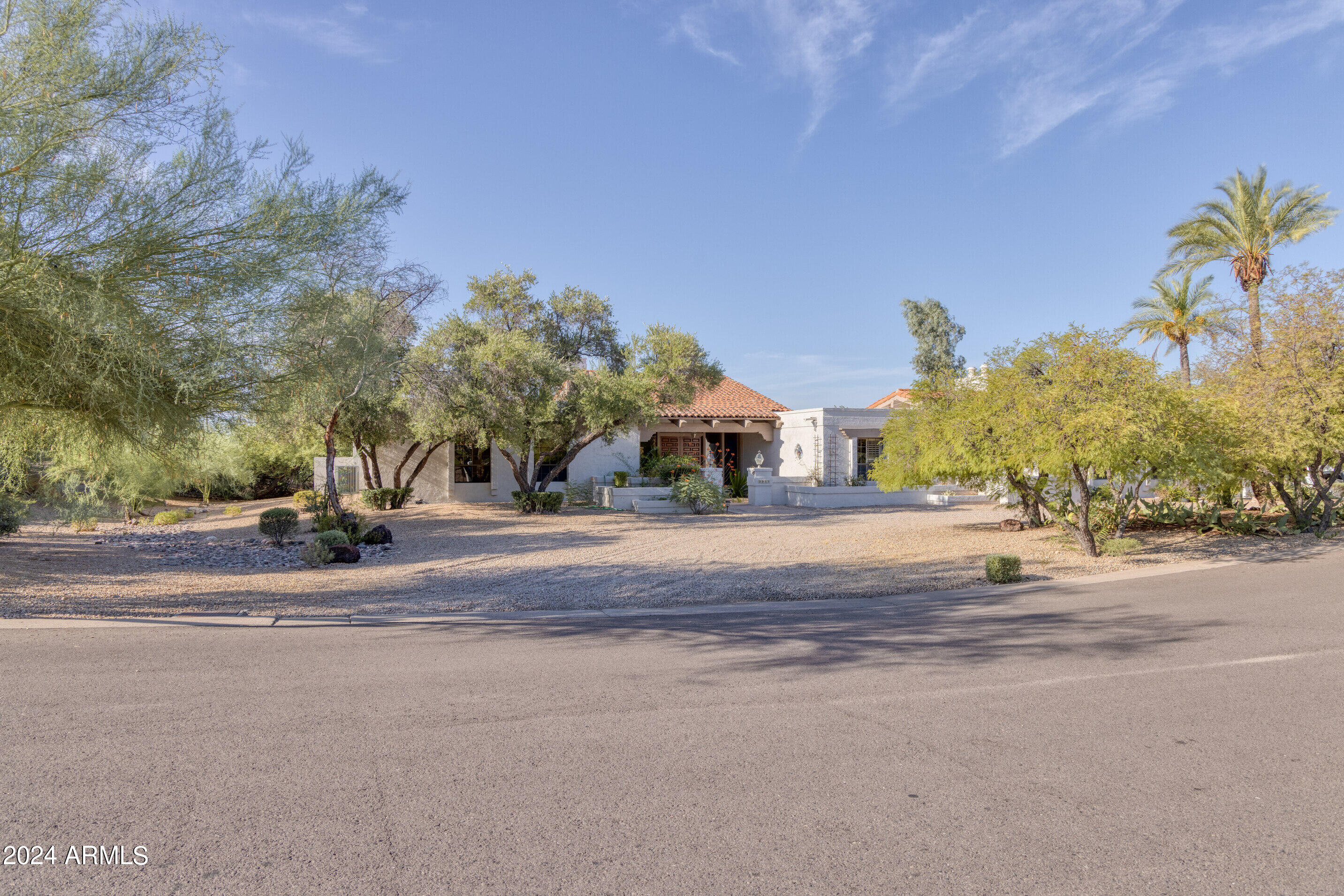 3511 E Rose Lane, 3