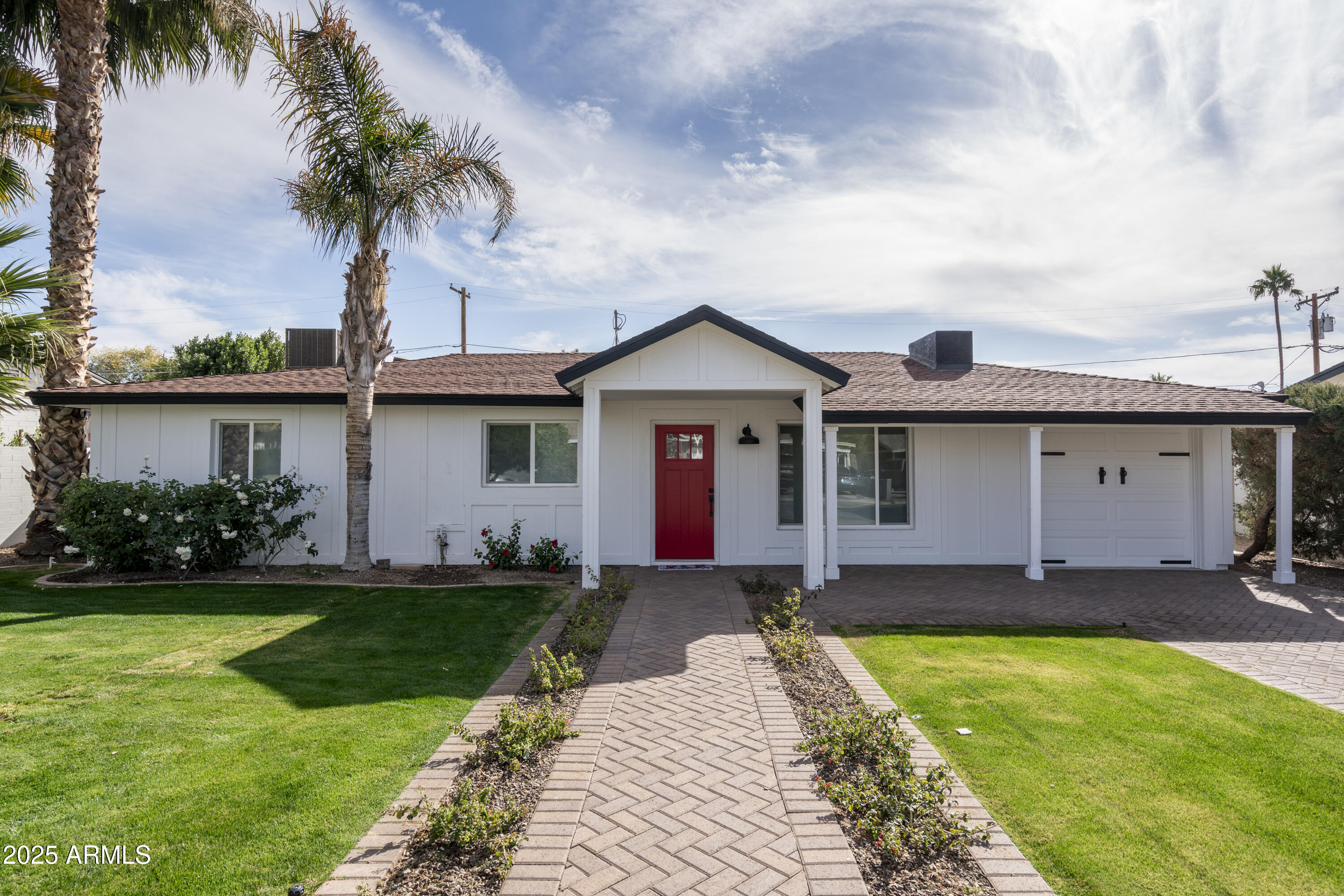 4307 E TURNEY Avenue