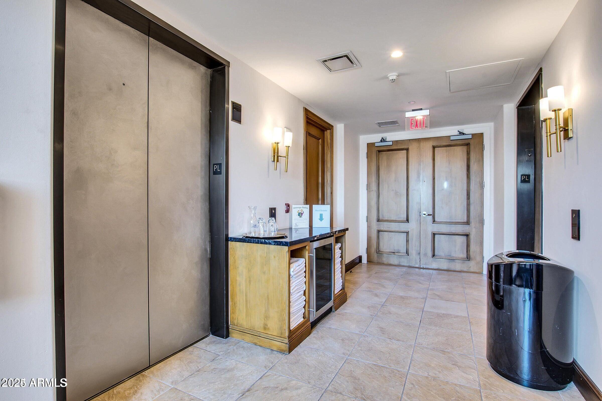 7175 E Camelback Road, 601