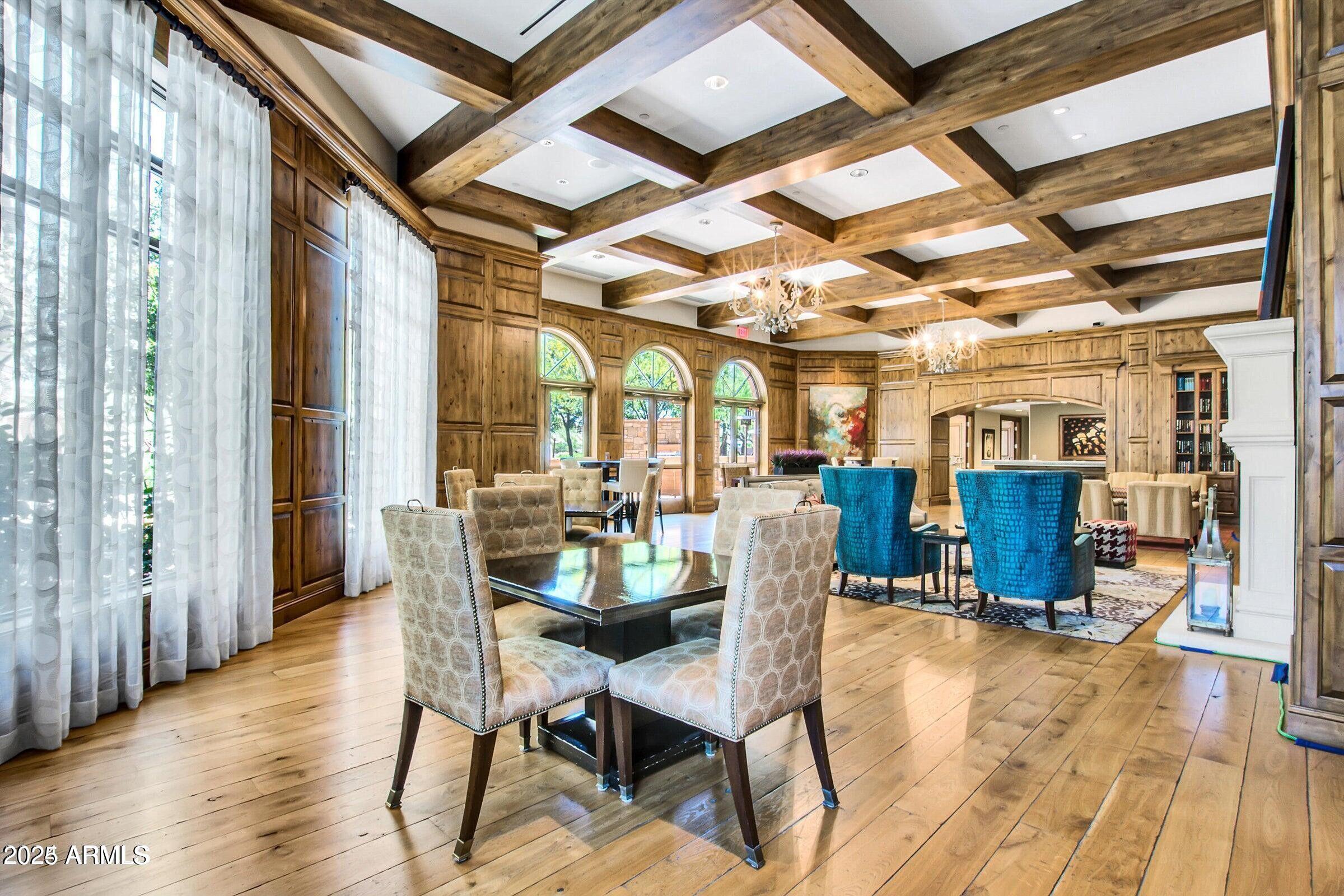 7175 E Camelback Road, 601