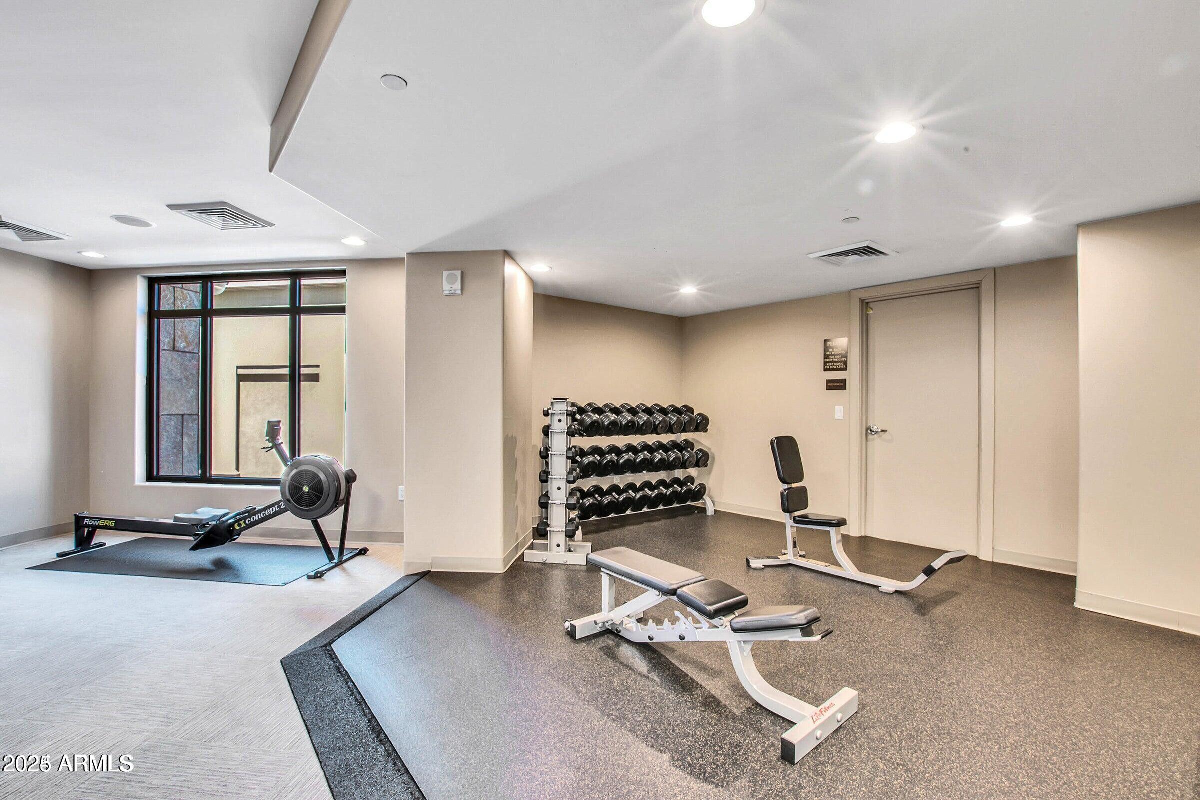 7175 E Camelback Road, 601